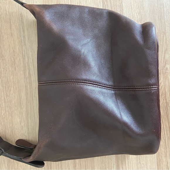 Vintage Brown Leather Gold Hardware Zippered Coach Hand Bag Shoulder Bag Purse - Picture 5 of 14